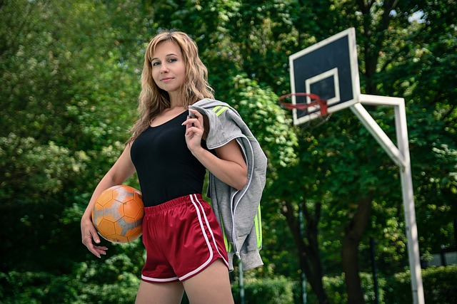 回顧20年NBA中國賽從姚明麥迪到丁彥雨航詹姆斯戴維斯的精彩歷程.